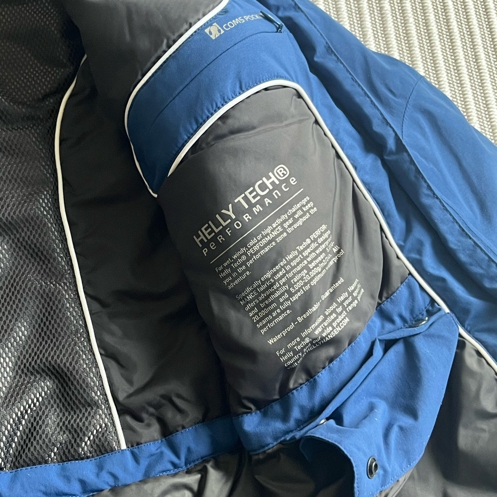 Helly Hansen Ski Jacket - image 6